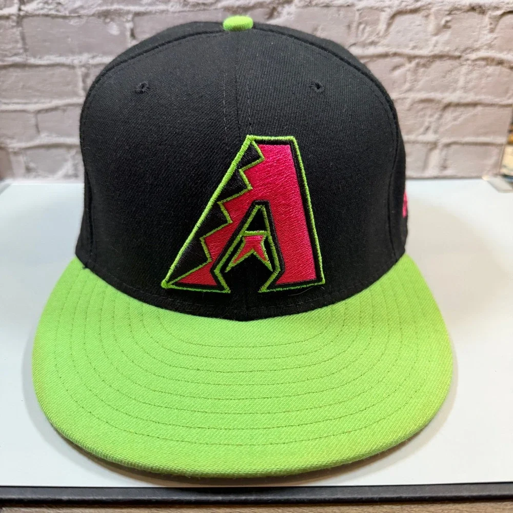 New Era 59FIFTY Arizona Diamondbacks Mens Size 7 3/4 Black Neon Green Fitted Hat